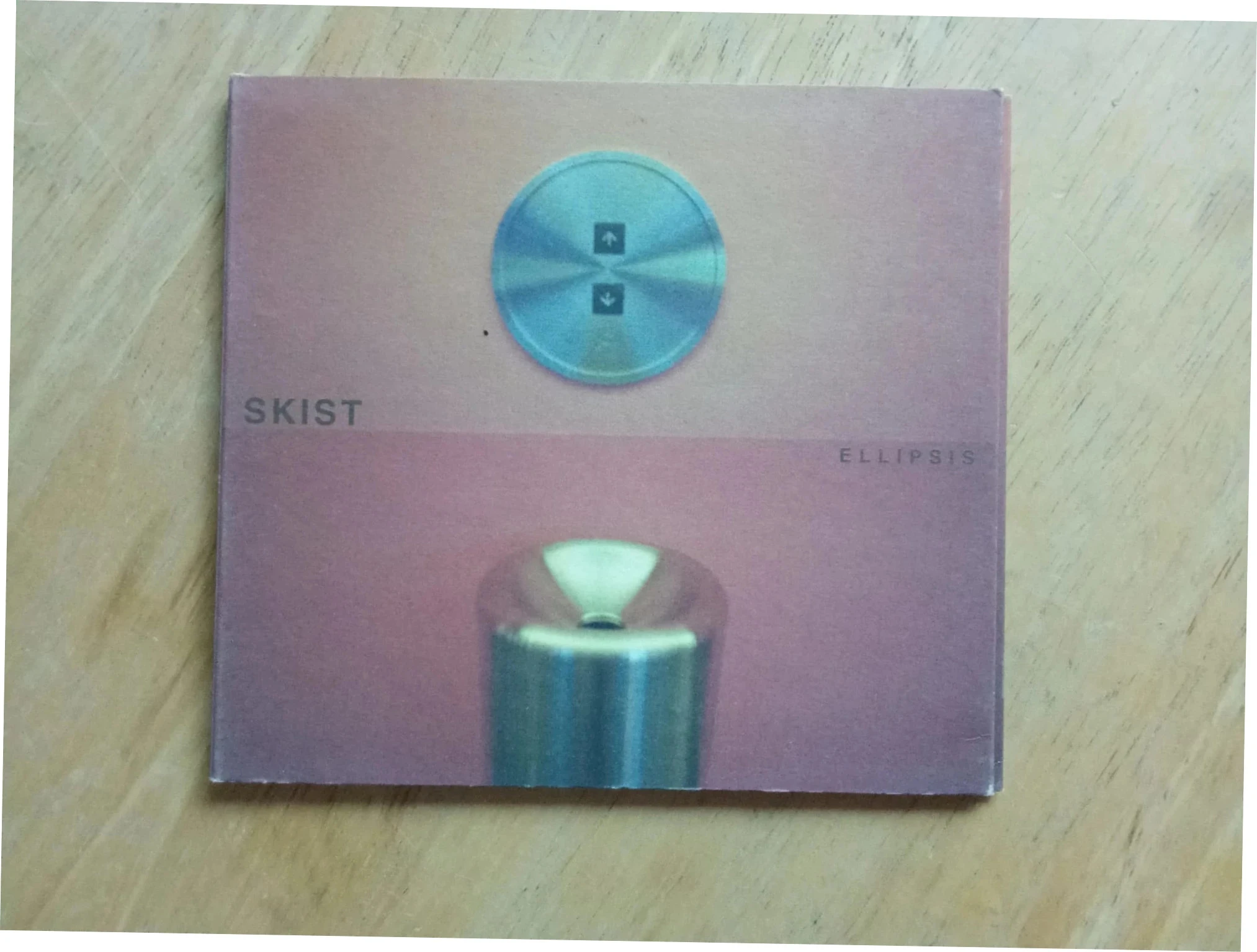 Skist, Ellipsis